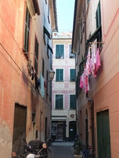 In the small alleys of Lavagna