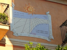 Sundial on a house in Lavagna