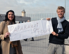 Barbara und Matthias begrüßen die Teams zur Paparazzi City Tour in Italien